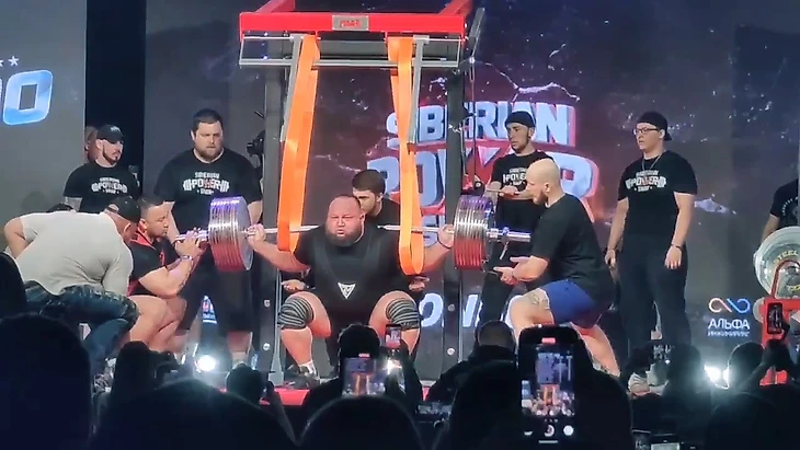 445 кг от Александра Лугового