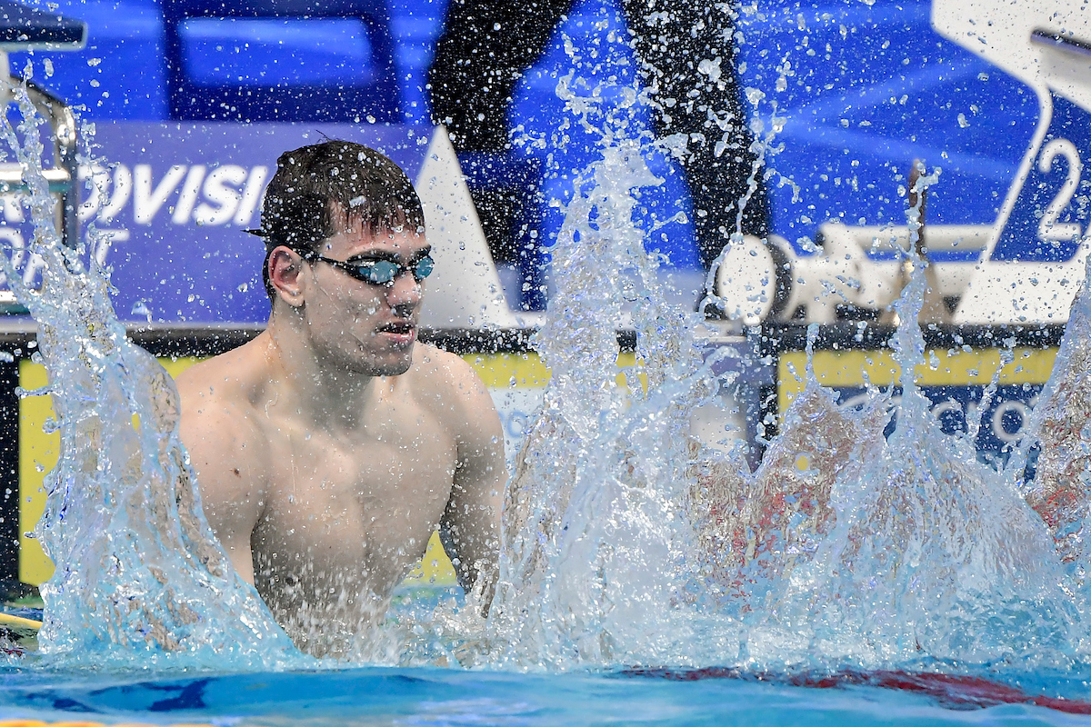 Early Olympic Relay Look: Men's 4x200 Free Relay