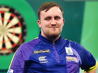 Чемпион мира по дартсу — самый сексуальный спортсмен в мире. Опередил даже Холанда и Беллингема!