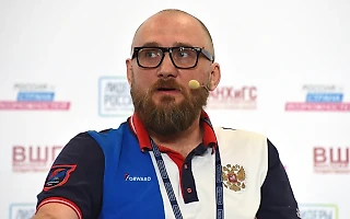 Вратарь без кистей рук и ног – главный герой турнира среди госслужащих