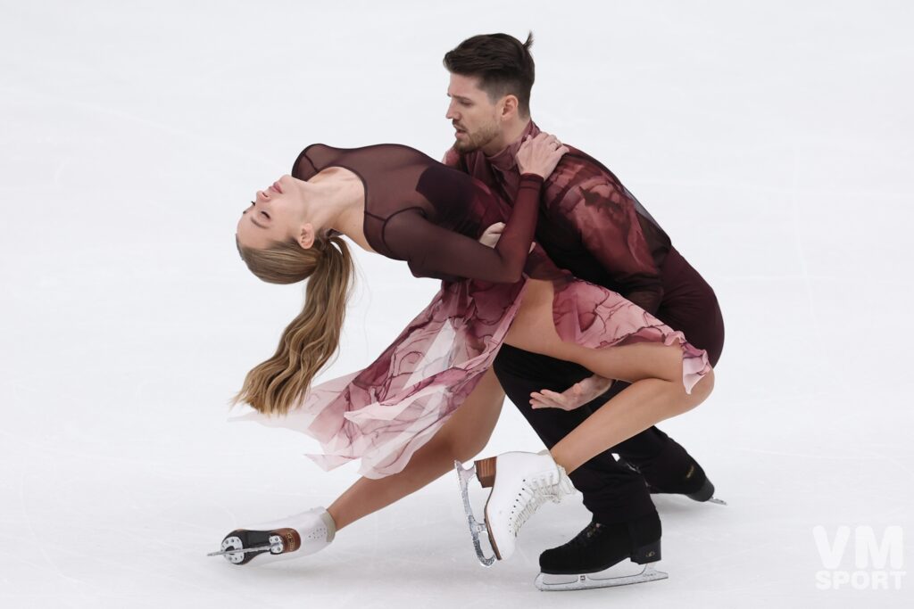 Александра Степанова и Иван Букин. Фигурное катание