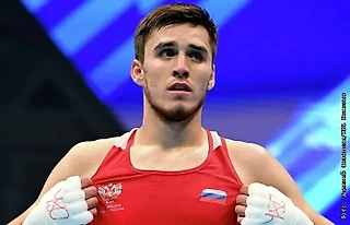 Чемпион мира Атаев проведет бой с Гладуном на шоу в Екатеринбурге
