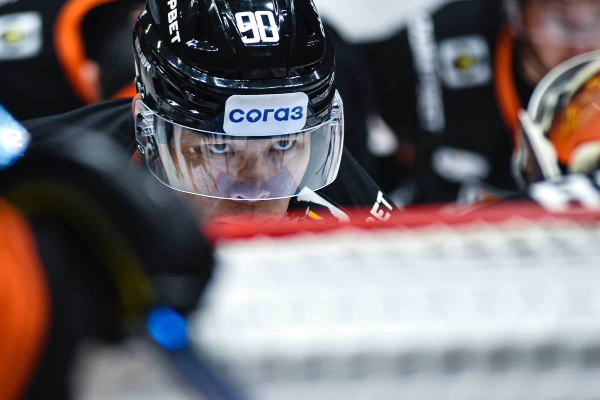 Сладко и горько. Почему «Амур» внизу турнирной таблицы?