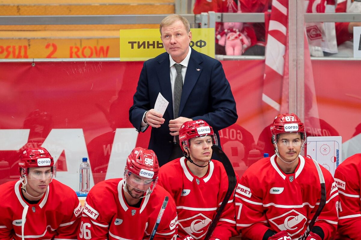 Из аутсайдера в лидеры: как Алексею Жамнову удалось добиться от «Спартака» результата уровня топ-клуба?