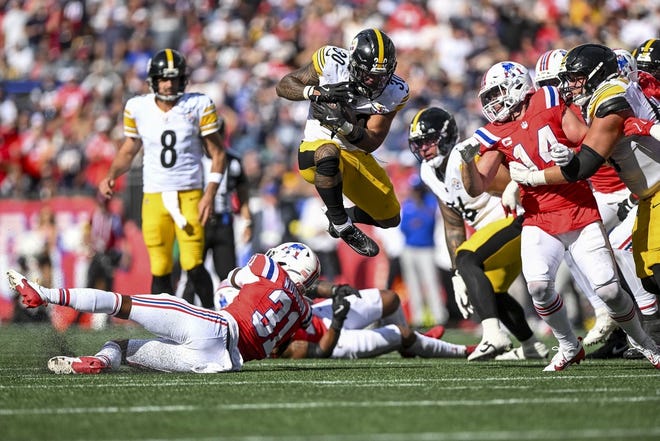 Get tickets to see Jaylen Warren vs. the Vikings