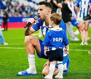 Именно он тащит сенсационный «Эспаньол», блуждающий возле зоны ЛЧ. Незаметный гений из Каталонии