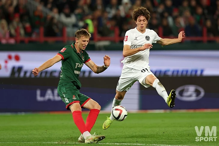 ФК Локомотив-ФК Акрон