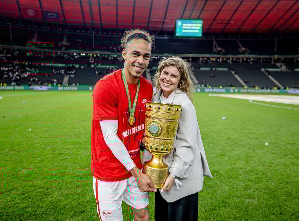 На момент победы в кубке Мария Дуус была на позднем сроке беременности.