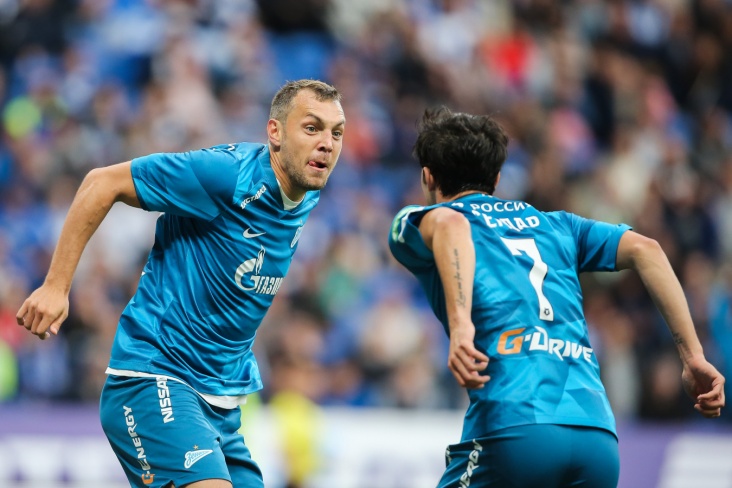 Азмун сказал: «Не знаю, какая там шумиха, а мне понравилось». Дзюба о видео из раздевалки – Чемпионат