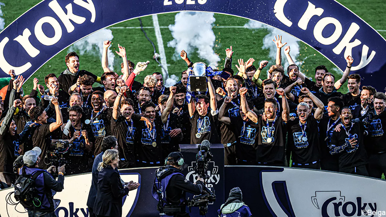 «Я чувствовал, что 10-летняя засуха давит на клуб»: «Брюгге» наконец-то выиграл Кубок Бельгии и идет к золотому дублю