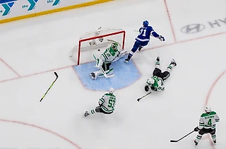 Возвращение хороших привычек: «Тампа» обыгрывает «Даллас» и одерживает четвертую победу подряд