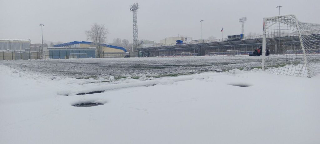 Запасное поле стадиона "Металлург" Череповец
