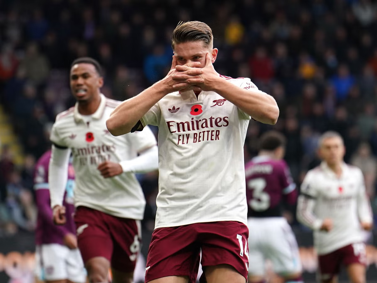 Итоги десятого тура АПЛ. Ливерпуль выиграл, Дьёкереш забил, а МЮ потерял очки с аутсайдером / Boxing day: АПЛ