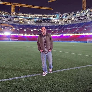 Месси приехал к «Камп Ноу»