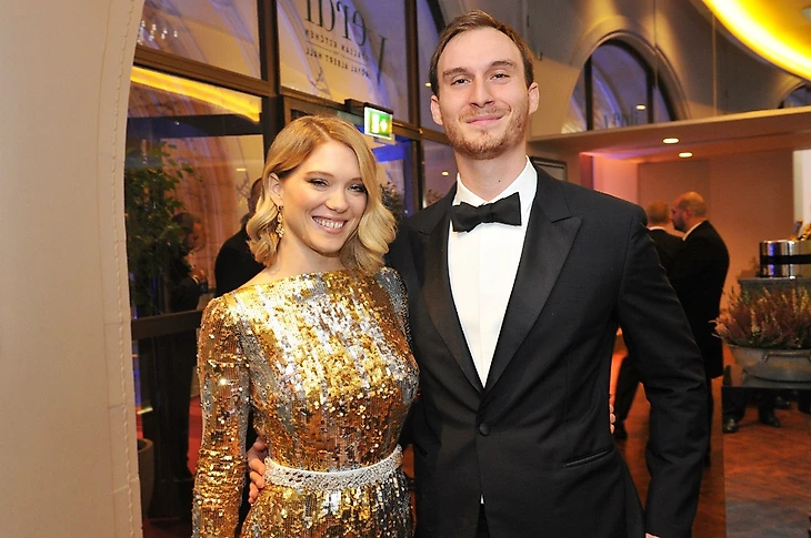 events@seydoux » #leaseydoux #spectre Леа и ее молодой человек Андре на премьере «Спектра» | ВКонтакте