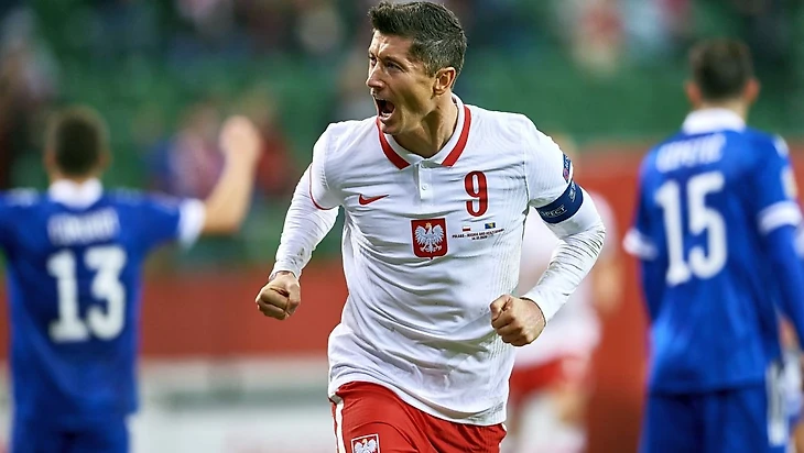 Węgry – Polska w el. MŚ 2022. Robert Lewandowski wart tyle, co kadra Węgier | TVP SPORT