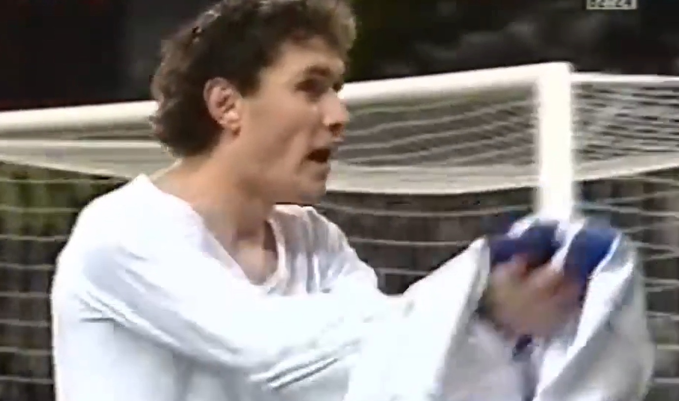 Пять удалений, майка Жиркова, «судья – скандинав». 20 лет назад состоялся самый скандальный матч российской молодежки