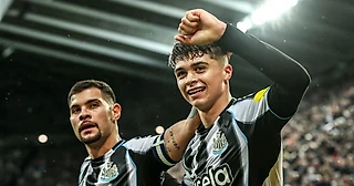 🎥 Воспитанник «Ньюкасла» затащил команду в 1/2 Кубка лиги! Забил на 92-й минуте