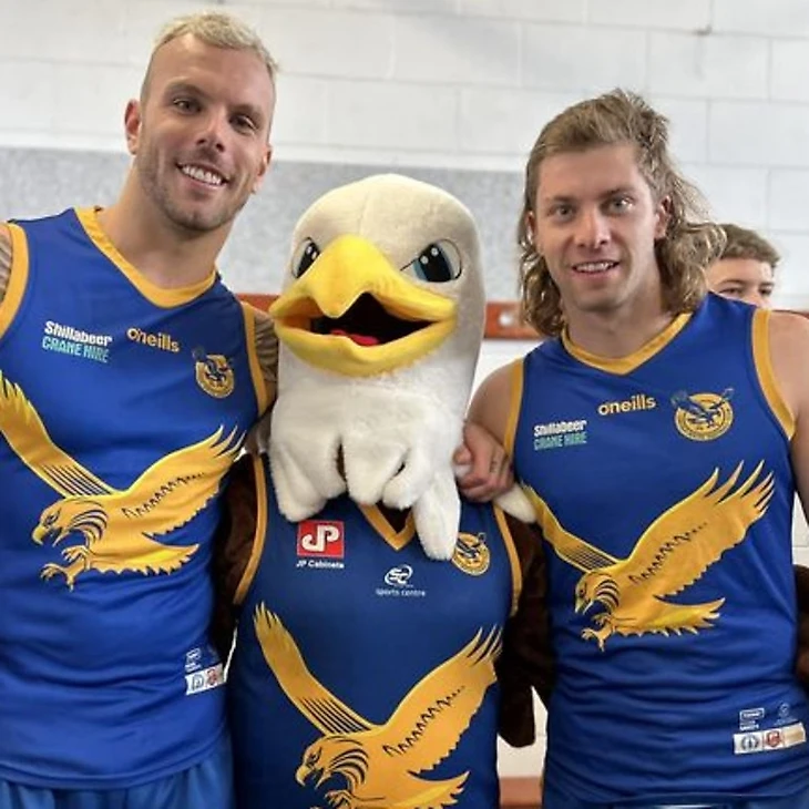 Gold medal swimmers Kyle Chalmers, Matt Temple switch pool for footy oval | news.com.au — Australia's leading news site