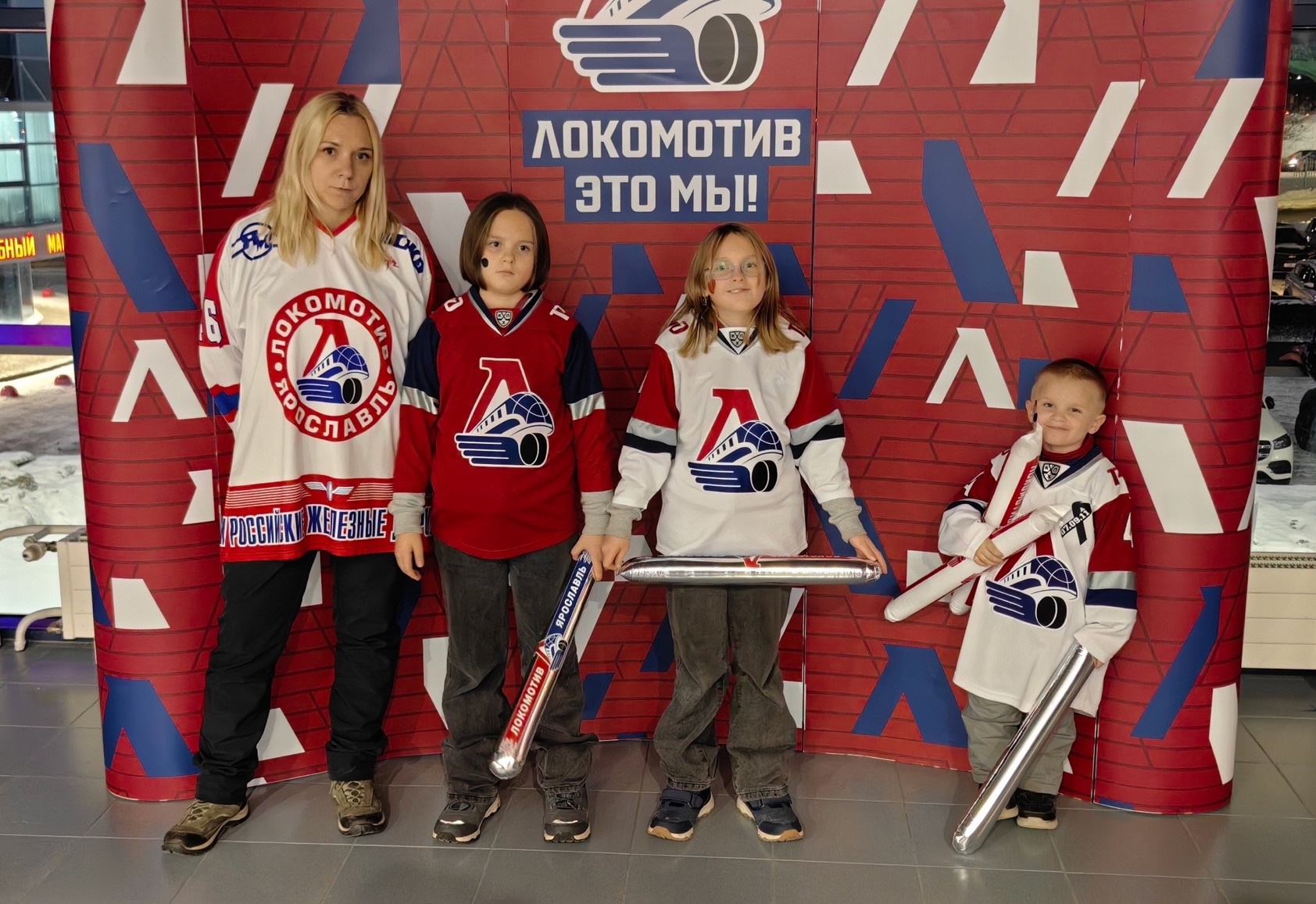 Фотография поста в ленте Душевная история семьи Востровых: письмо в КХЛ, встреча с Каменским и семейный подряд в хоккее