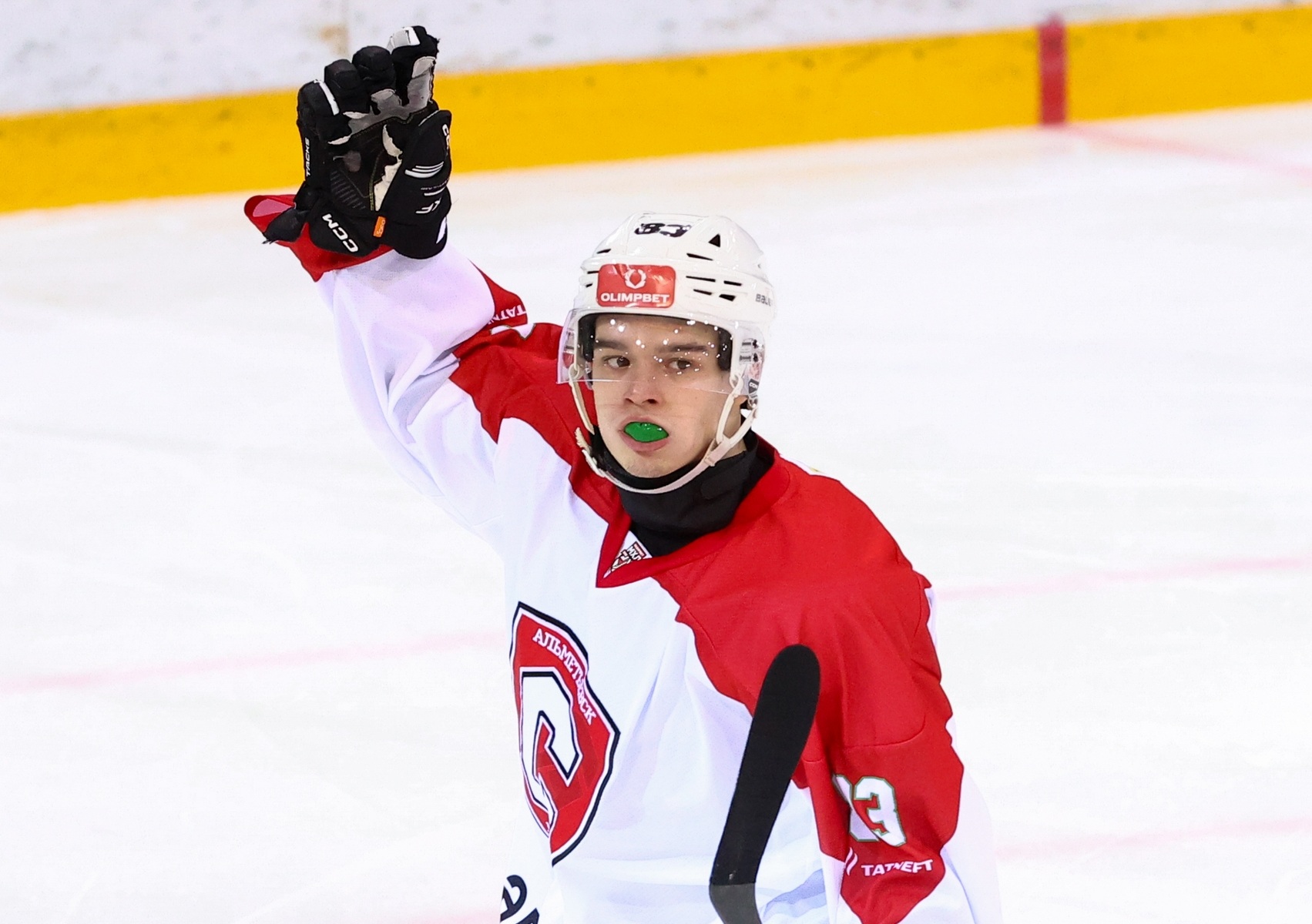 Игрок МХЛ забросил две шайбы за одно меньшинство! ЧТО!?