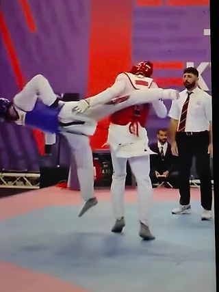 Эффективно и эффектно пробить ногой в тхэквондо