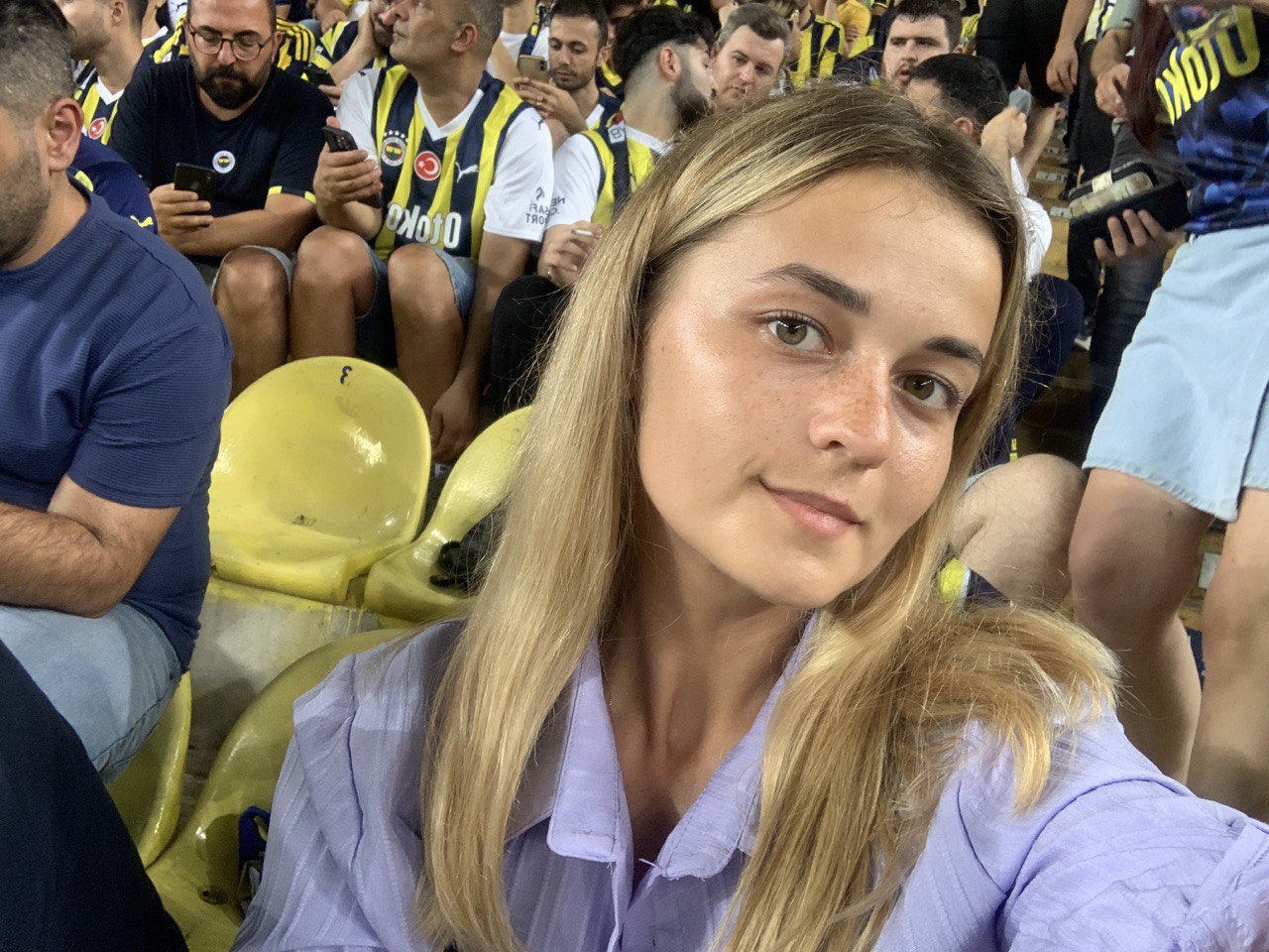 Я увидела Джеко, Тадича, Марковича и ощутила потрясающую турецкую атмосферу на стадионе Фенербахче Шюкрю Сараджоглу