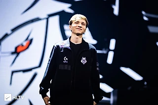 Илья m0NESY - в Фальконах? Почему Саши s1mple там не будет? И будет ли там apEX?