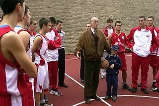 Небойша Попович: Человек под номером один. Основатель югославской баскетбольной империи