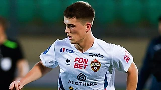 Футболист ЦСКА Попович: «Глебов бежал параллельно, поэтому лучшим решением было не бить, а отдать ему передачу»