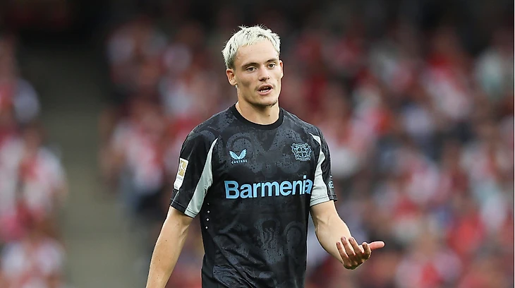 Florian Wirtz leverkusen 2024 2025