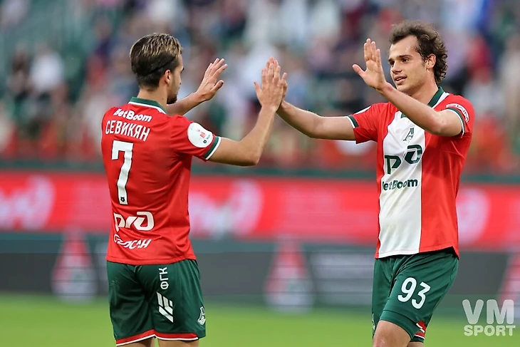 Артём Карпукас. ФК Локомотив