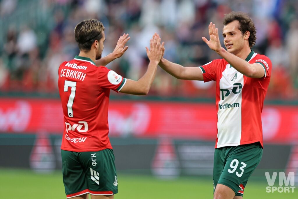 Артём Карпукас. ФК Локомотив