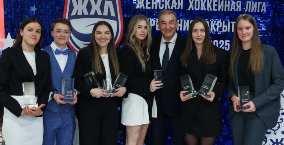 женский хоккей, Елизавета Роднова, Анна Пругова, Оксана Митрофанова, Анна Шохина, Алена Старовойтова, Фануза Кадирова, ЖХК Торпедо, Ольга Сосина, Ландыш Фаляхова, Валерия Меркушева, Валерия Павлова, Елена Дергачева, Виктория Кулишова, Лиана Ганеева, Динамо-Нева, Бирюса, Нина Пирогова, Мария Баталова, Анна Шибанова, сборная России жен, Торнадо, Оксана Братищева, Дарья Гредзен, Агидель, Белые Медведицы, Вероника Коржакова, Екатерина Добродеева, Женская хоккейная лига