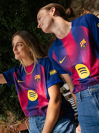 FC Barcelona и Nike представили домашний комплект сезона 2025–2026