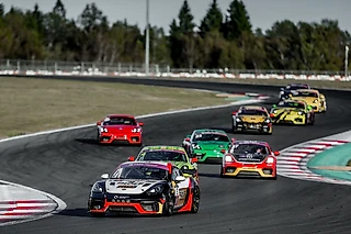 Sportcar Racing Team и Rolf – победители в классах GT4 Cup и GT3 сезона 2024!