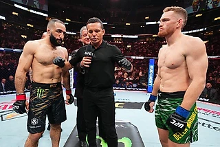 Сенсация в главном бою UFC 315! Мухаммад проиграл Маддалене и сложил с себя чемпионские полномочия