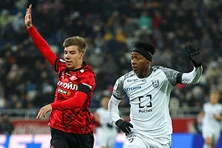 «Балтике» помогло удаление, но даже так «Спартак» мог забивать