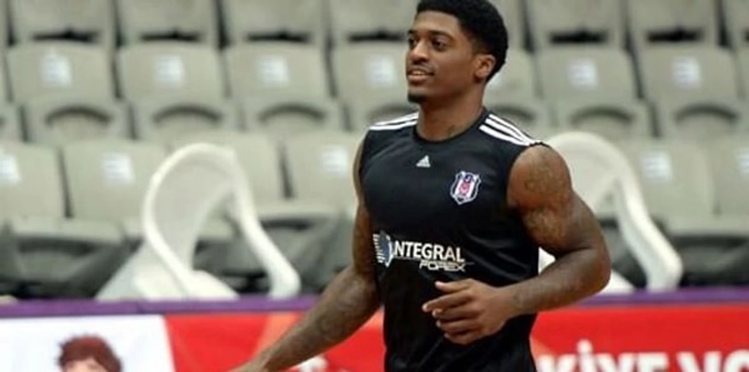 Beşiktaş, Miller'ı Gönderdi – Onedio