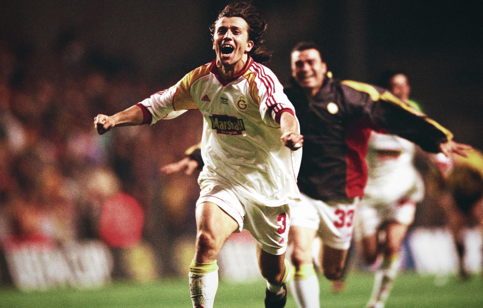 Bülent Korkmaz: the one-club warrior who became an idol at Galatasaray