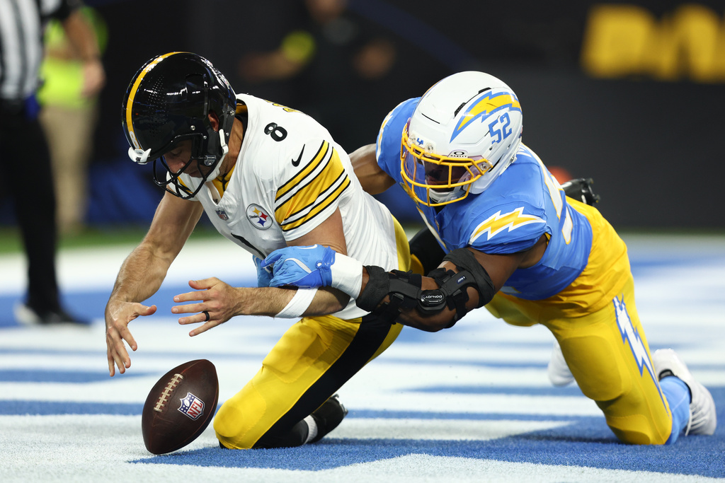 Chargers humble Aaron Rodgers and Steelers 25-10 in prime ...