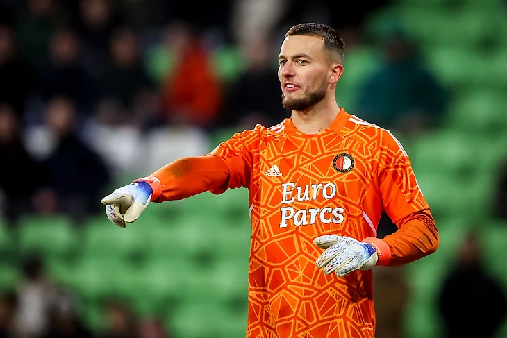 Feyenoord goalkeeper Justin Bijlow speaks out on Man Utd interest | Football | Metro News