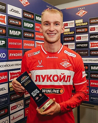 Защитник «Спартака» Денисов признан лучшим игроком матча РПЛ против ЦСКА