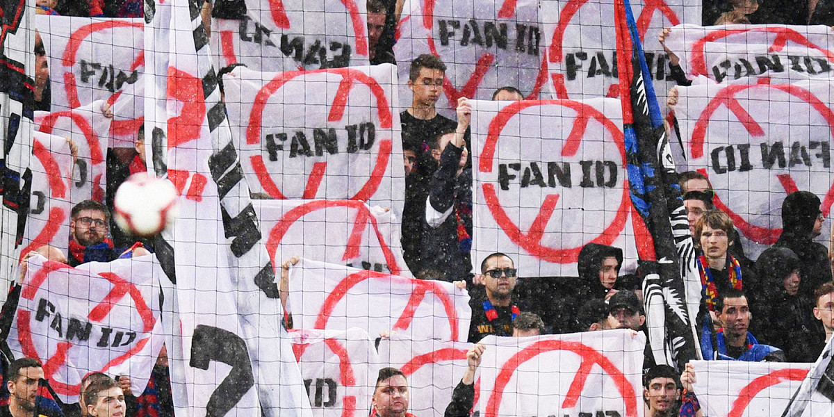 Каменский отметил увеличение посещаемости на матчах КХЛ с введением Fan ID в футболе