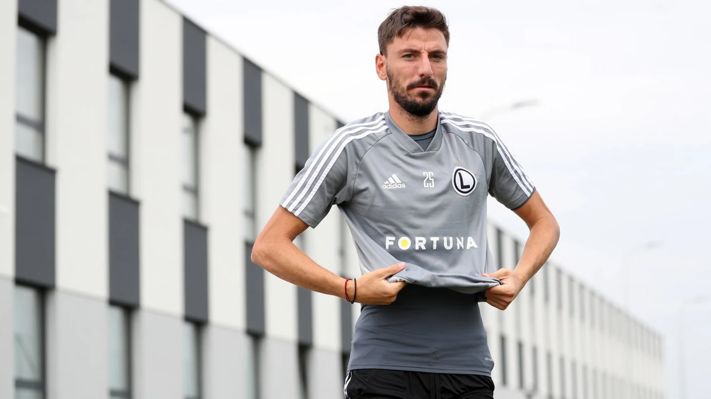 Legia Warszawa. Filip Mladenović: Mogę grać nawet na Marsie – Przegląd Sportowy Onet