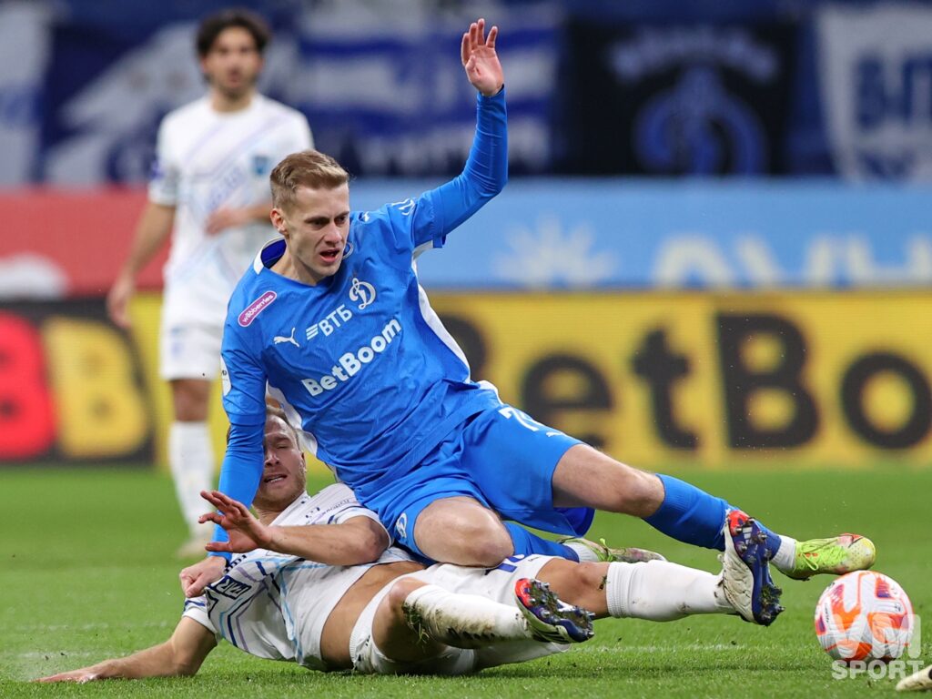 ФК Динамо-ФК Пари Нижний Новгород