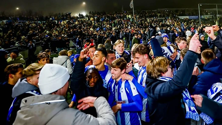 r/Eredivisie - KNVB-beker krijgt wereldprimeur: amateurs strijden voortaan ook om eigen beker