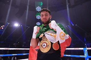 Саламов нокаутировал Кашинского. Бывший соперник Бивола завоевал титул WBA Internationаl