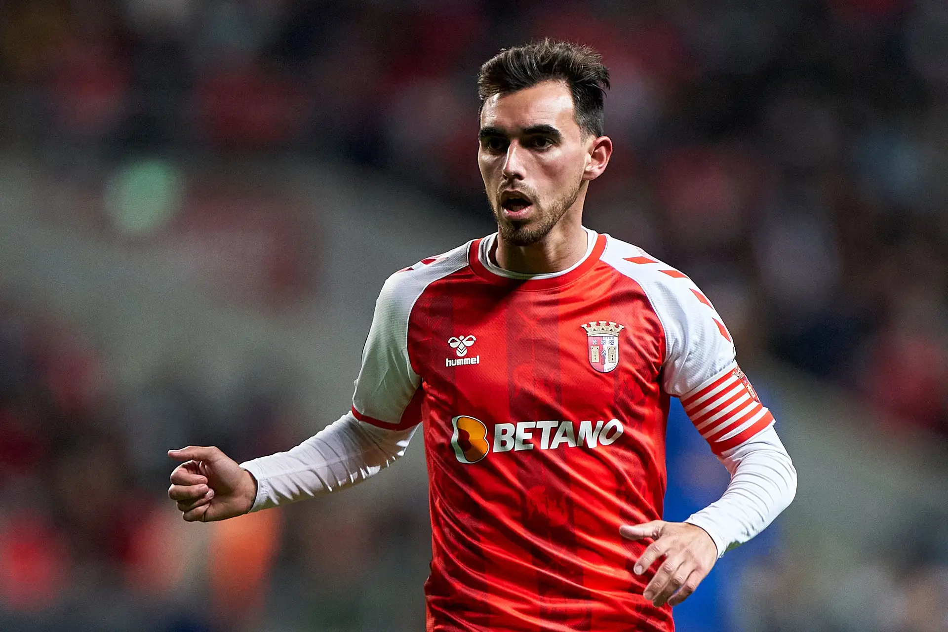 Impasse na transferência de Ricardo Horta para o Benfica: o que está em causa – SIC Notícias