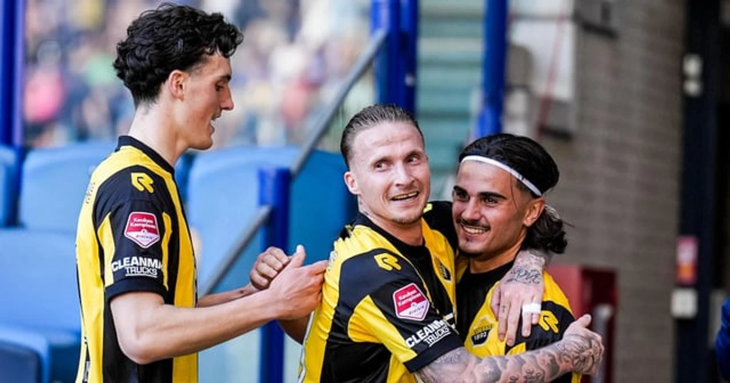 r/Eredivisie - Familieman Alexander Büttner zwoer trouw aan Vitesse toen bijna iedereen de club liet vallen